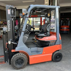 TOYOTA 7FB15