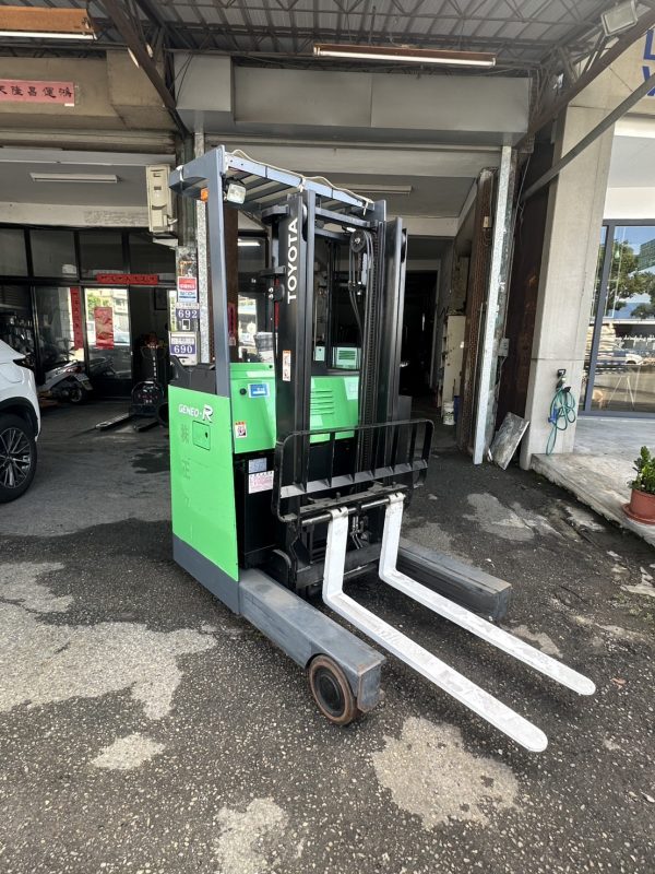 極新 TOYOTA 7FBR15