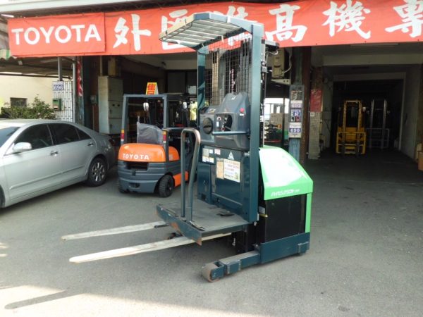 TOYOTA 7FBP10 電動撿料機