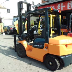 TOYOTA 7FD25 4M