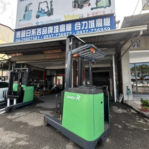 TOYOTA 電動立式堆高機 7FBR18